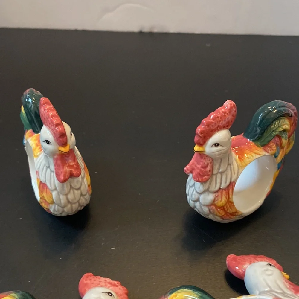 VTG ceramic/ porcelain set of 4 Rooster napkin holder rings